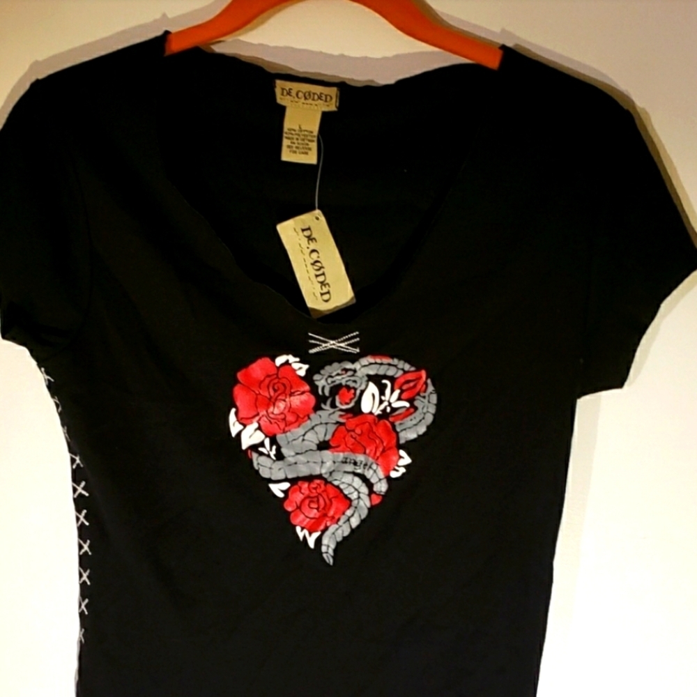 Decoded Angel black shirt with a flower heart